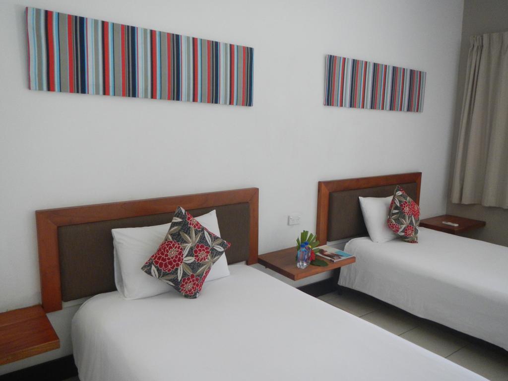 Club Oceanus Resort Pacific Harbour Exterior photo